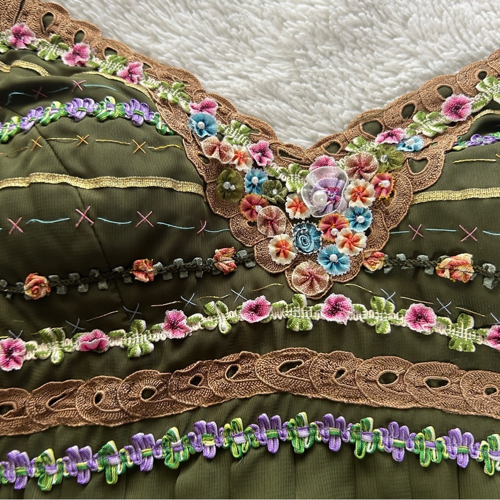 Vintage green embroidered Sue Wong formal mini dress - Picture 3 of 7
